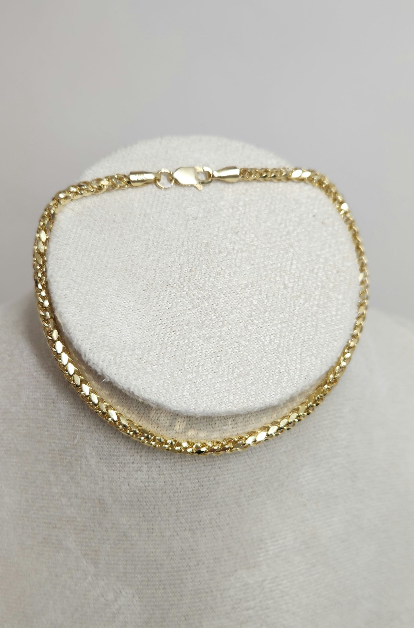 Gold Bracelet – Classic Woven Design