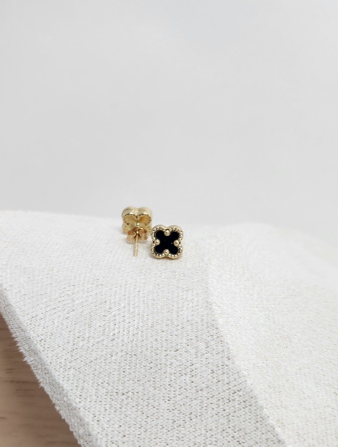 Gold Black Quatrefoil Stud Earrings