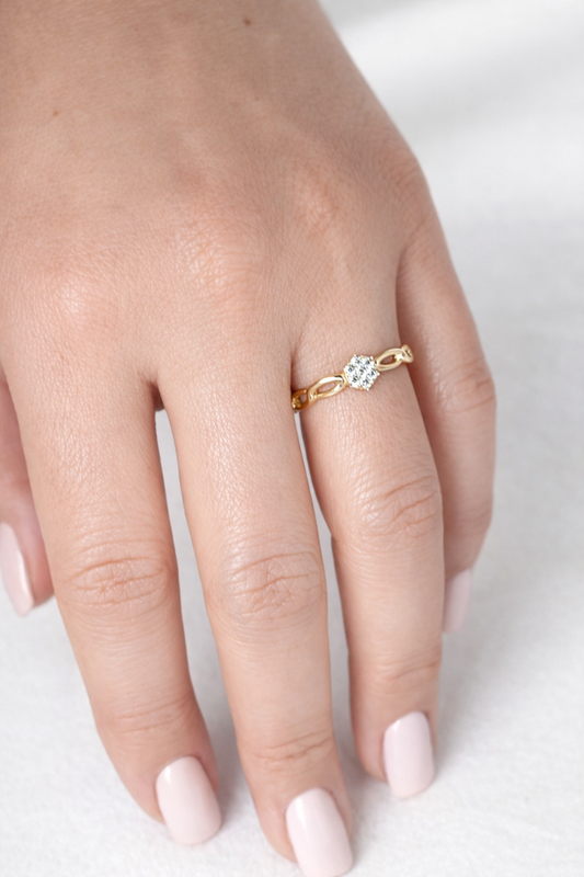 Everyday Elegance - 14K Gold Ring.
